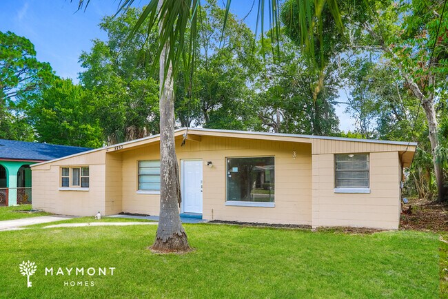 Building Photo - 8863 Yeoman Dr