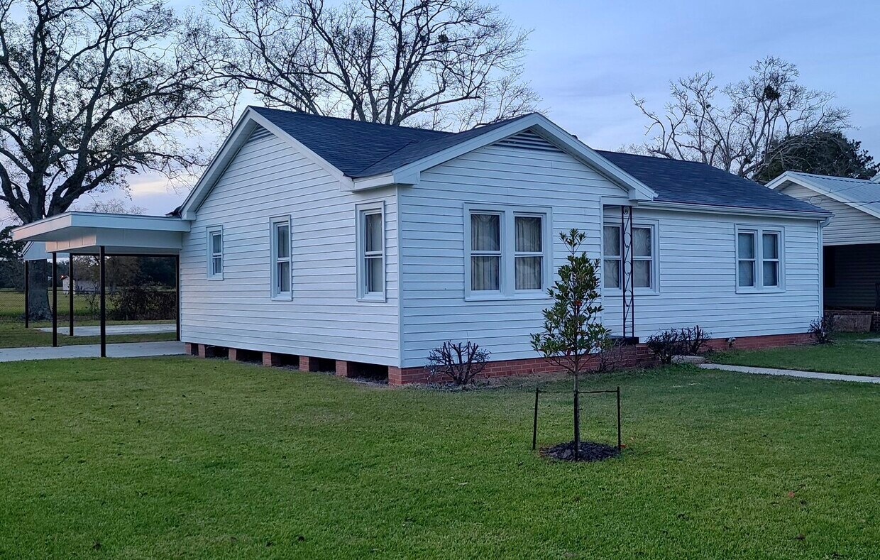 801 Guidroz St, Franklin, LA 70538 House Rental in Franklin, LA