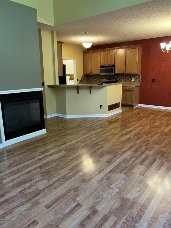 Foto del edificio - 5825 Crescent Ridge Dr