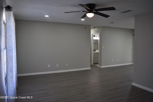 Foto del edificio - 2145 Watkins Rd SE