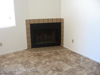 Building Photo - 2620 E Alturas St