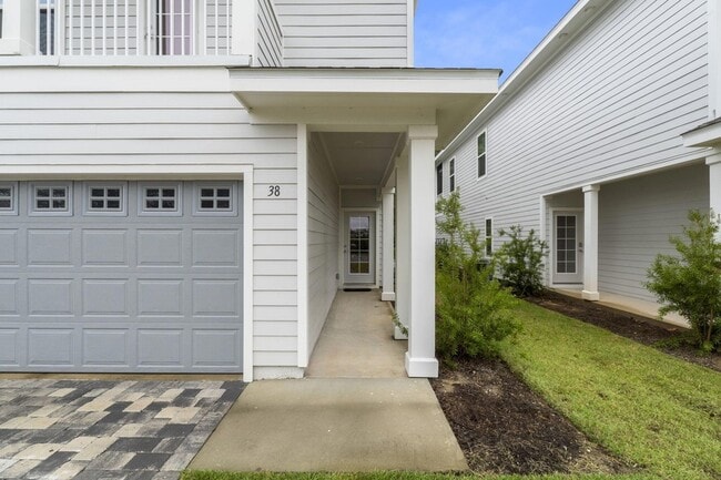 Building Photo - 54 Kara Lake Dr