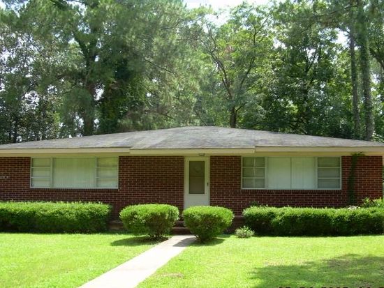 Left side of Duplex is available for rent. - 916 W 4th Ave