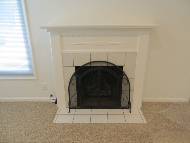 Foto del edificio - Excellent Castro Valley location!