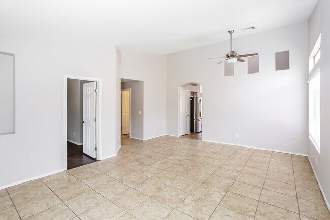 Foto del edificio - 9536 W Miami St
