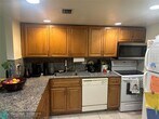 Foto principal - 3740 Inverrary Dr