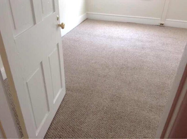 Foto del edificio - 223 E Chestnut St