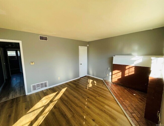 Foto del edificio - 1653 N Yarbrough Ct