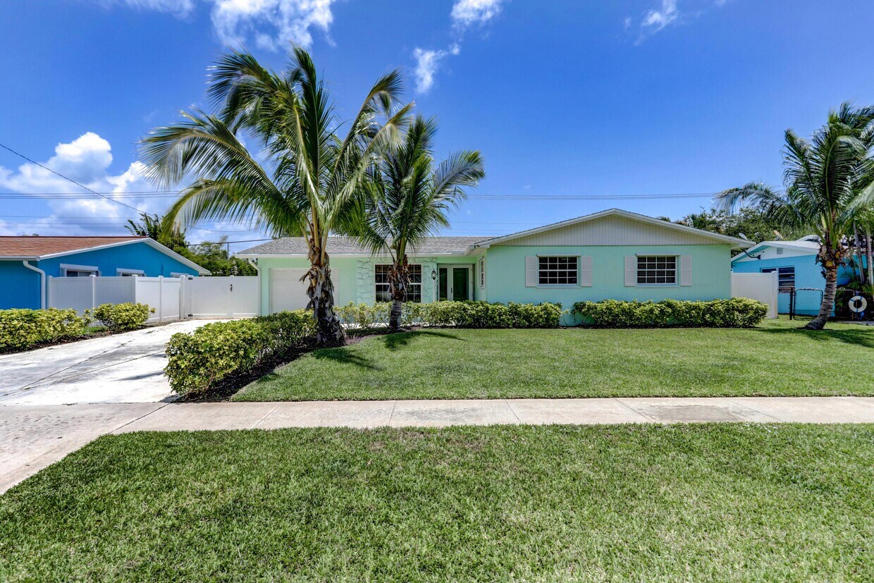 45 Willow Rd, Jupiter, FL 33469 House for Rent in Jupiter, FL