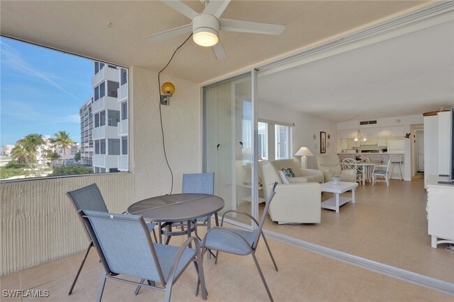 Foto del edificio - 26340 Hickory Blvd