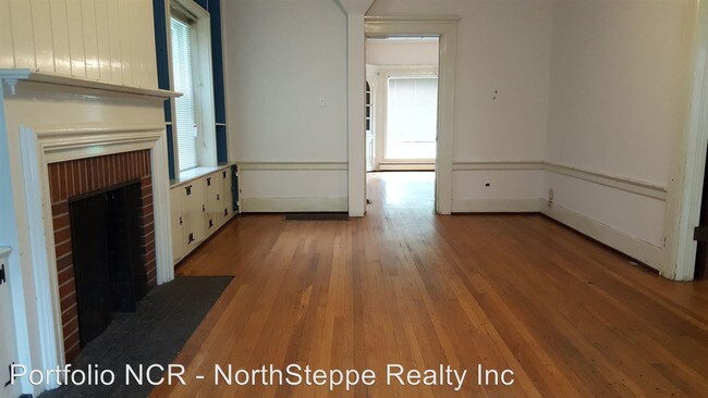 Foto del edificio - 7 br, 3 bath Apartment - 1972 Indianola