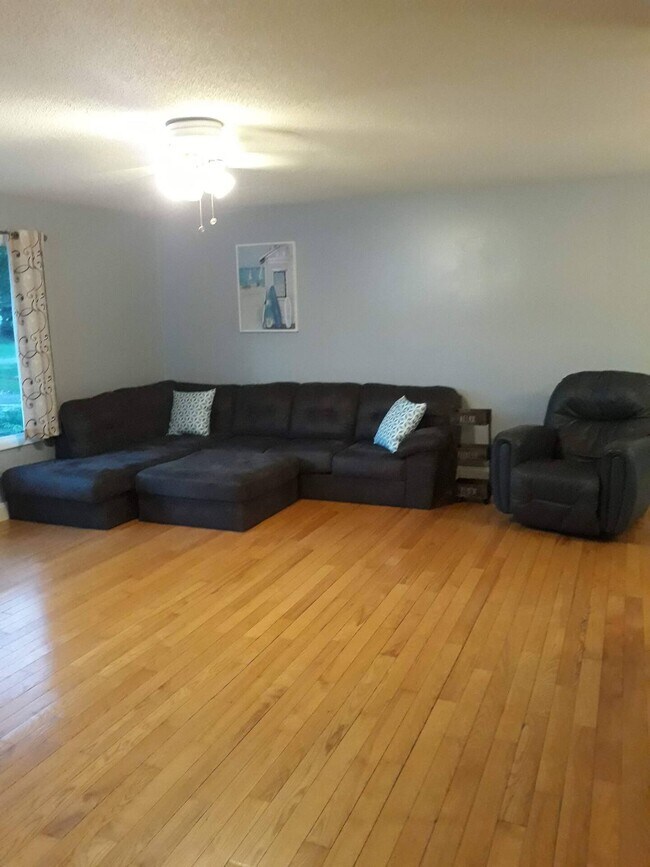 Foto del edificio - 3134 Horseshoe Dr