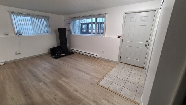 Foto del edificio - 2404 N Hamilton St