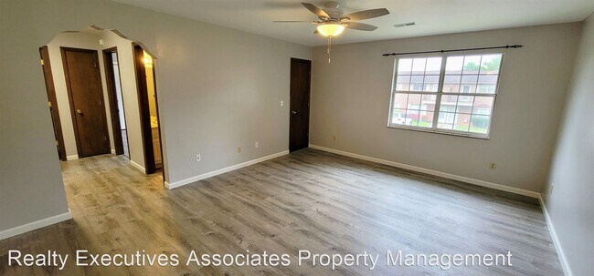 Foto del edificio - 2 br, 2 bath House - 5 11 Estates Drive