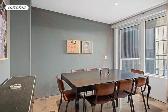 Building Photo - 255 Bowery