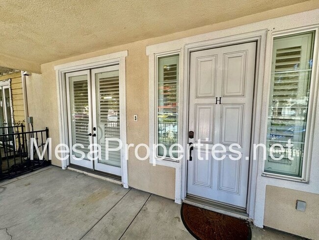 Building Photo - 740 S Azusa Ave