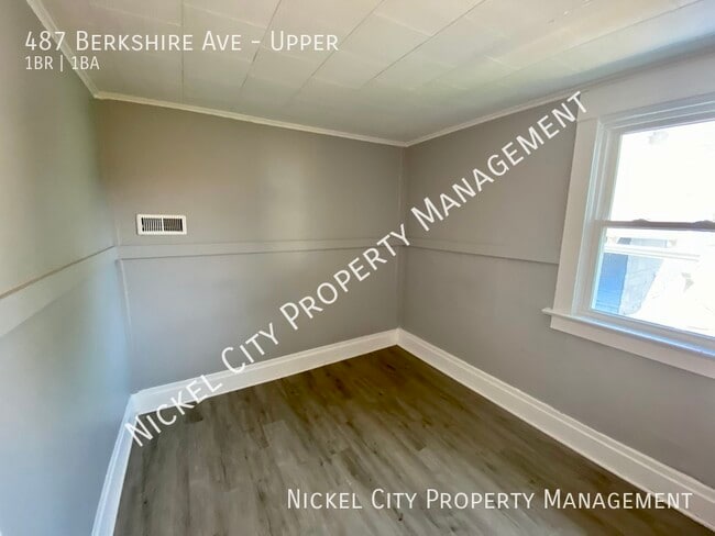 Building Photo - 487 Berkshire Ave