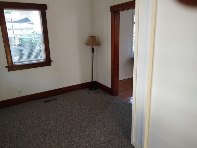 Foto del edificio - 514 S Elm St
