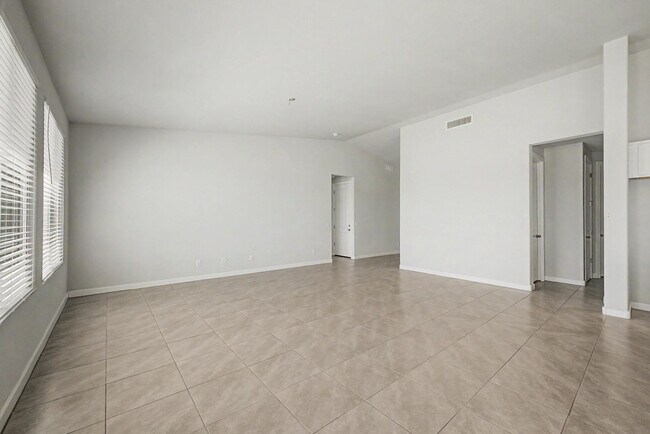 Foto del edificio - 13316 S 190th Ave