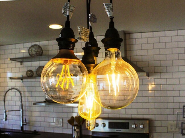 Foto del edificio - 3318 N 18th Ave