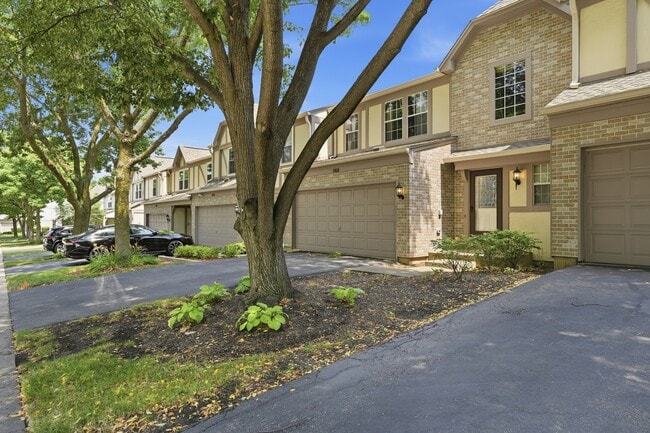 Building Photo - 1404 W Sapphire Dr