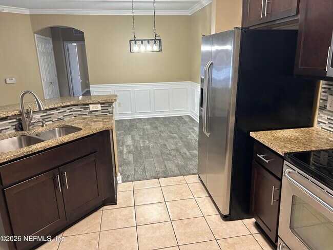 Foto del edificio - 785 Oakleaf Plantation Pkwy