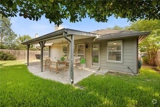 Building Photo - 1804 Camas Dr
