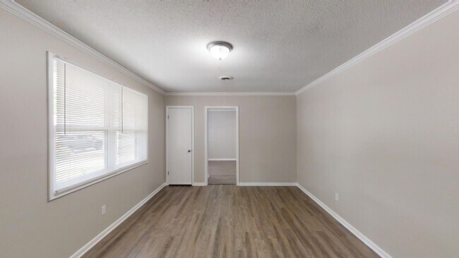 Building Photo - 278 Almon Dr