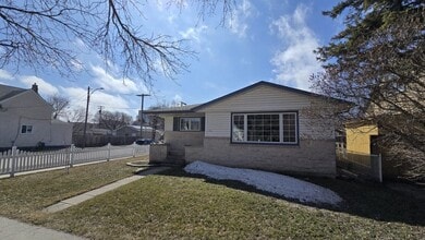 Building Photo - 172-172 Dollard Blvd