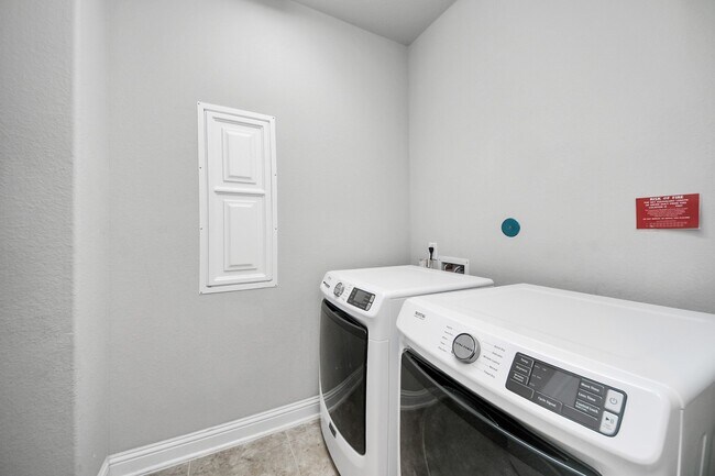 Foto del edificio - 29838 Norwood Canyon Ln