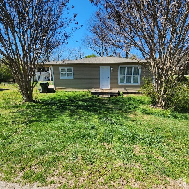 Apartments For Rent in Hudson, NC 3 Rentals