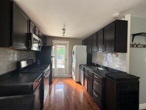 Building Photo - 350 Winona Dr