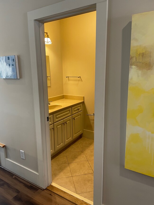 Foto del edificio - 1867 Gordon Mnr NE