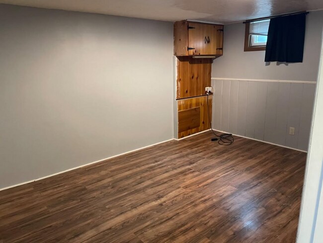 Foto del edificio - 1368 Davis Ave