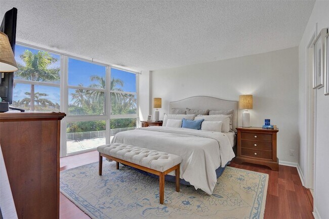 Foto del edificio - 2841 N Ocean Blvd