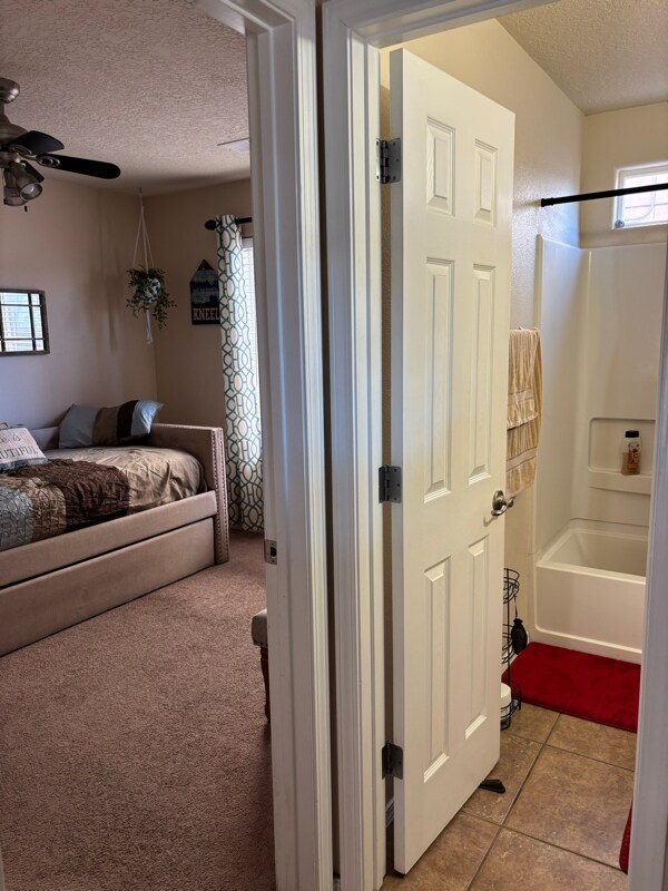 Foto del edificio - 1141 Colibri Ave NW