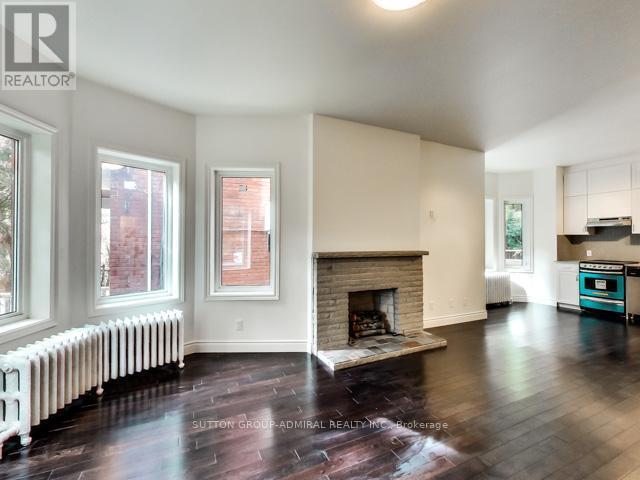 Photo du bâtiment - 34 HEWITT--MAIN FLOOR AVENUE
