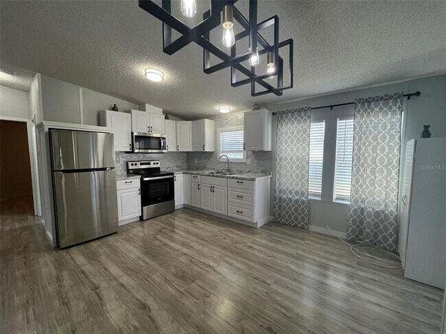 Foto del edificio - 4884 Duncan Rd