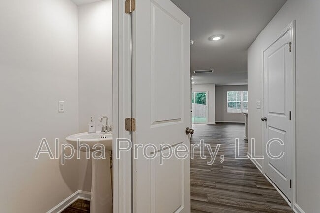 Building Photo - 215 Eagle Watch Wy