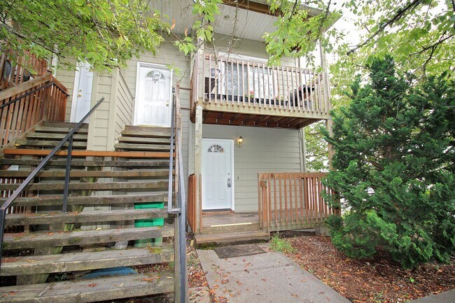 Foto del edificio - 13047 NE Prescott Dr