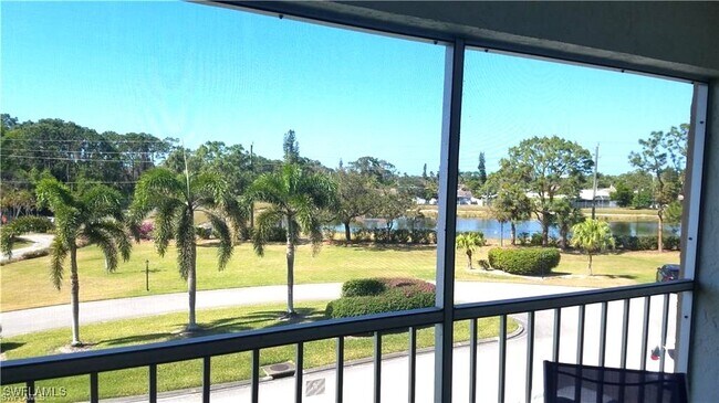 Foto del edificio - 1075 Foxfire Ln