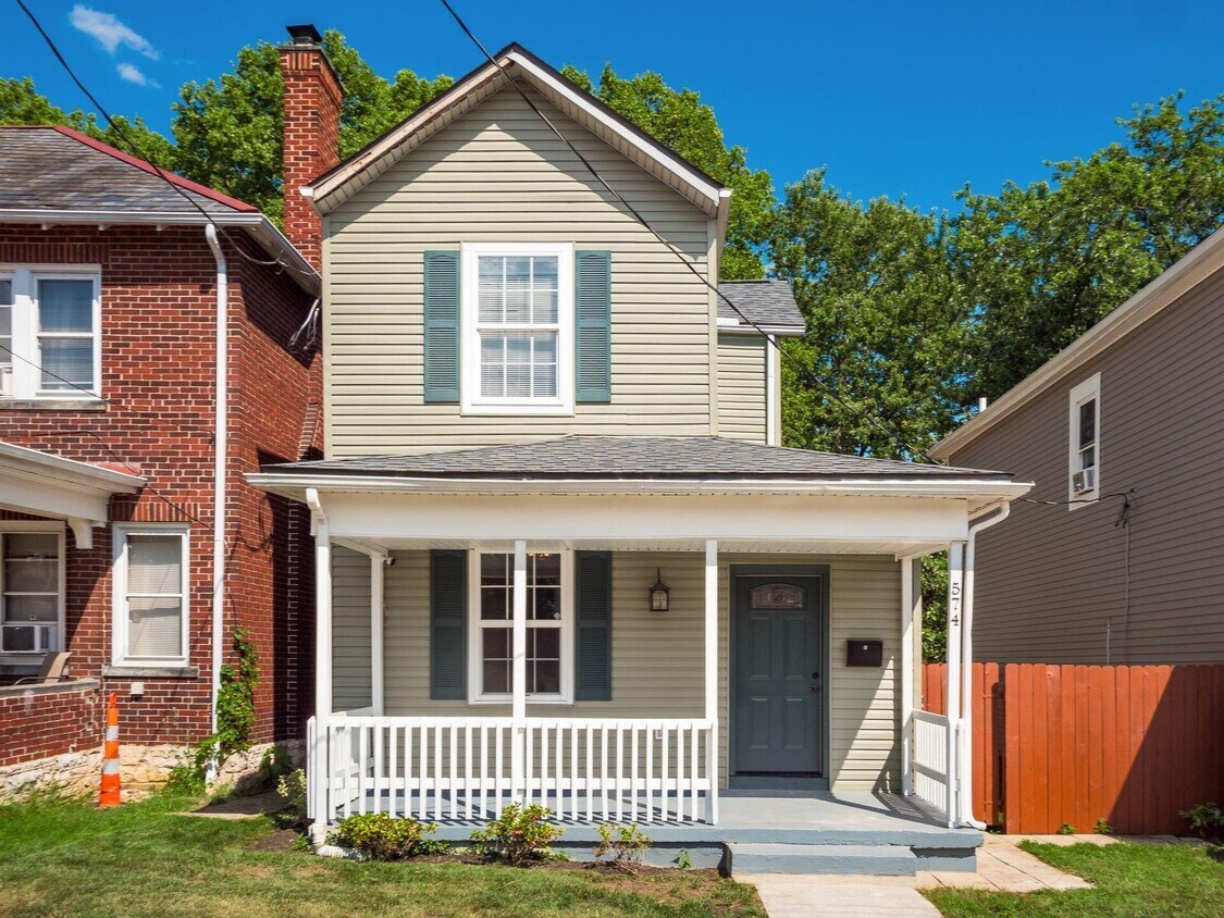 Foto principal - 574 Seymour Ave