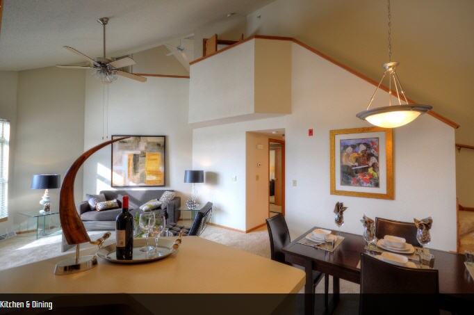 Foto principal - 12560 Mac Alister Way