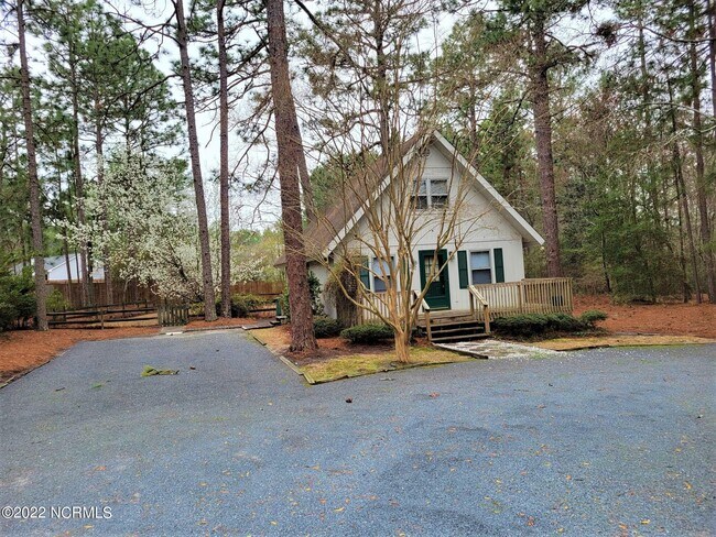 Building Photo - 5 Browns Ct