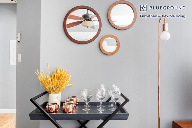 Foto del edificio - 240 Lombard St