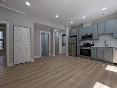 Foto del edificio - 441 W Belden Ave