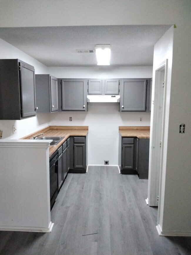 Foto del edificio - 4826 Abbott Ave