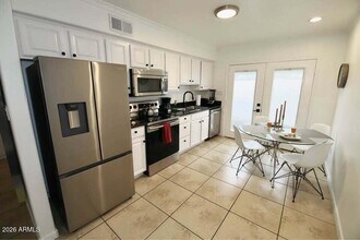 Building Photo - 3445 N 36th St