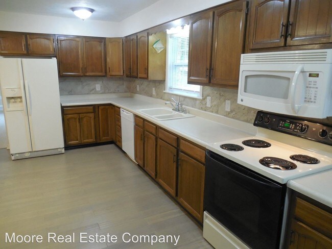 Building Photo - 3 br, 2 bath House - 715 N. 37th St.