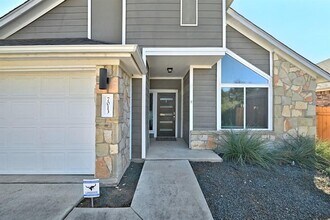Building Photo - 7013 Brick Slope Path